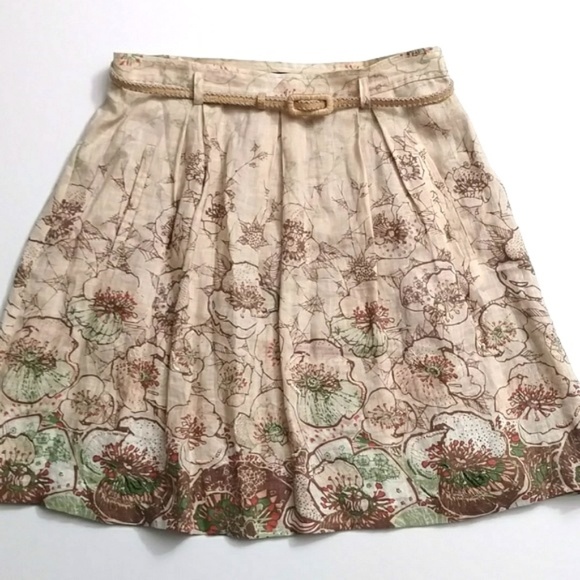 Elie Tahari Dresses & Skirts - Elie Tahari Linen Floral Embroidered Skirt - 8